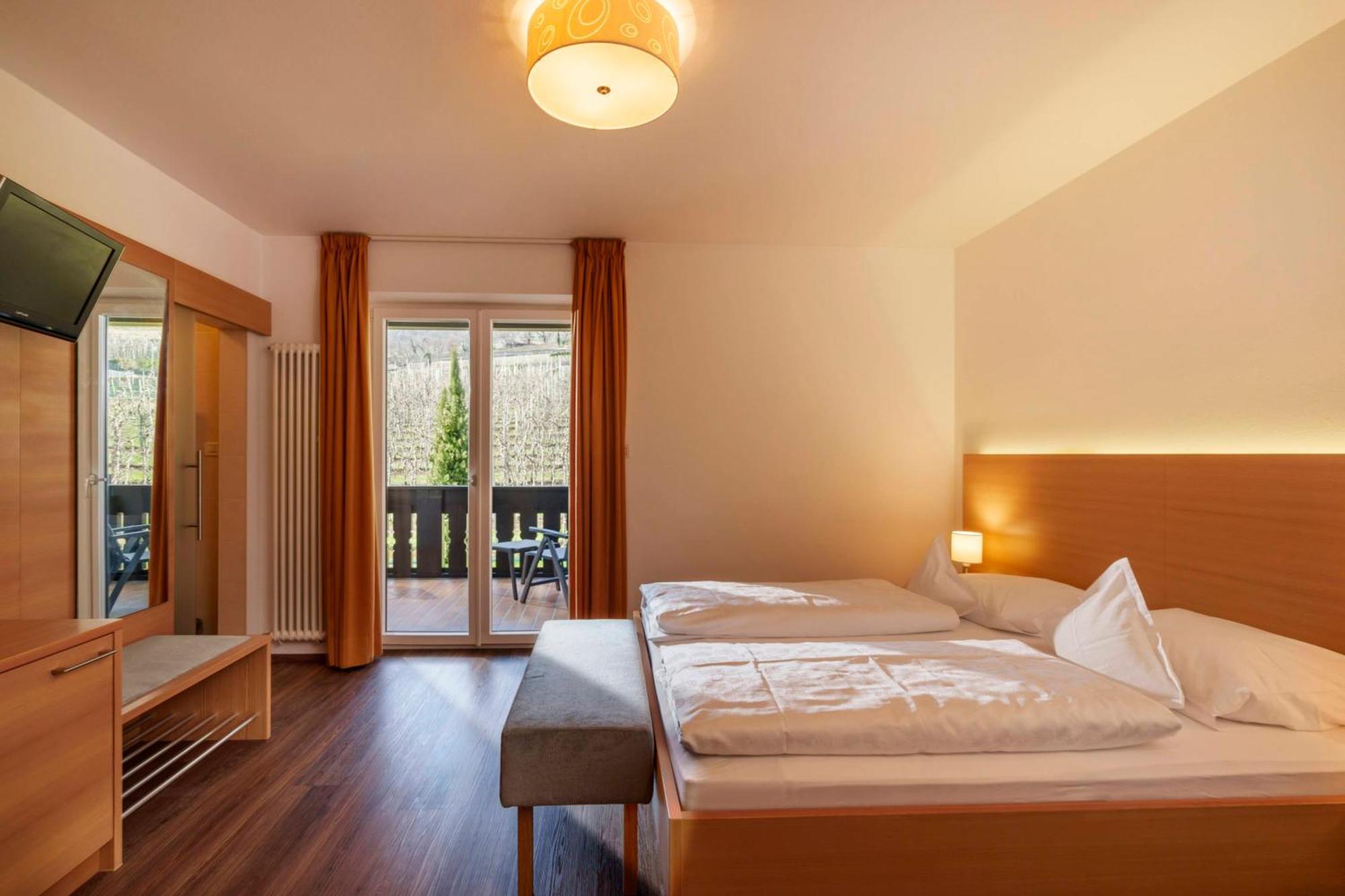 Hotel Toerggelehof Cermes Ngoại thất bức ảnh