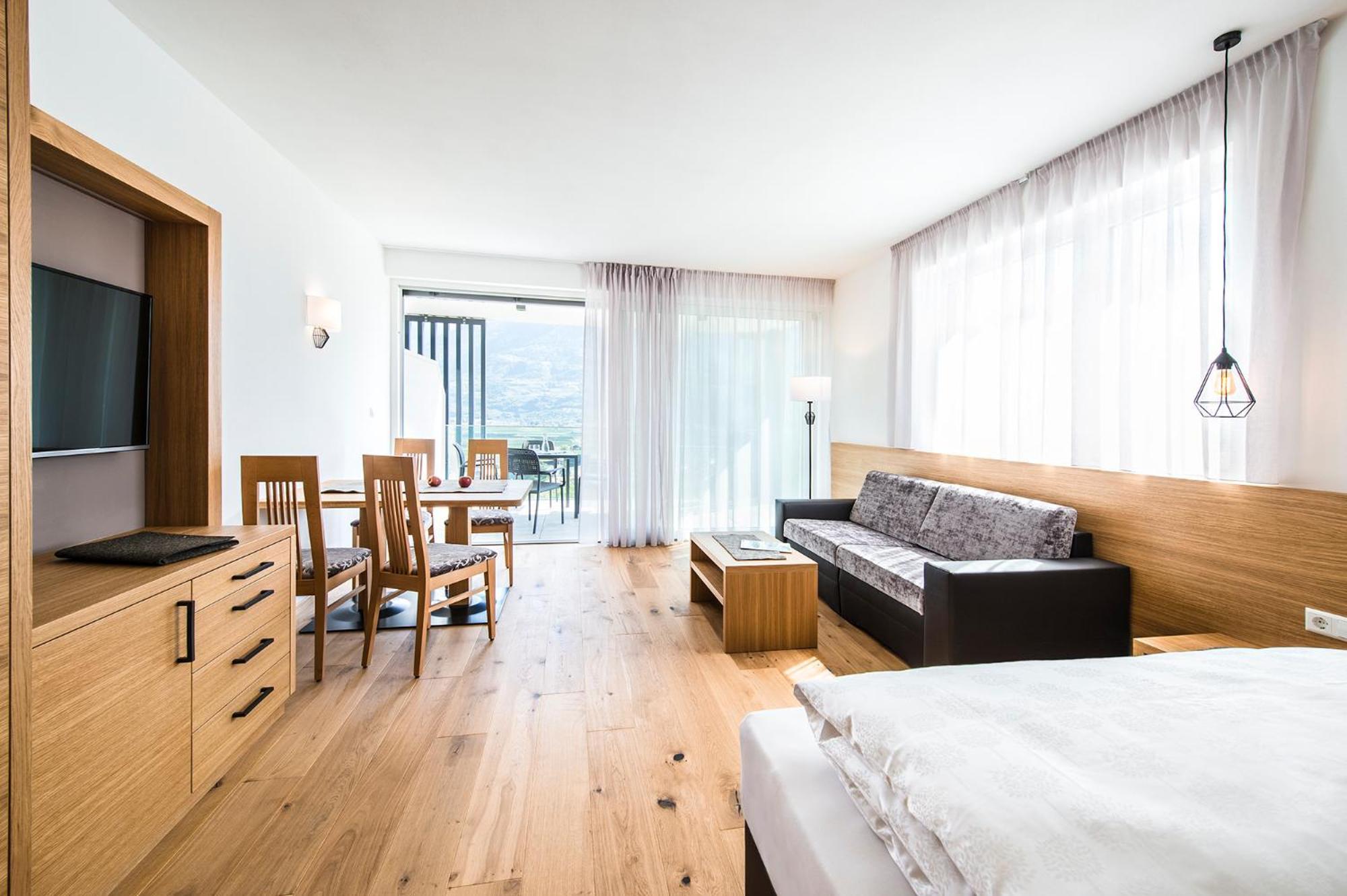 Hotel Toerggelehof Cermes Ngoại thất bức ảnh